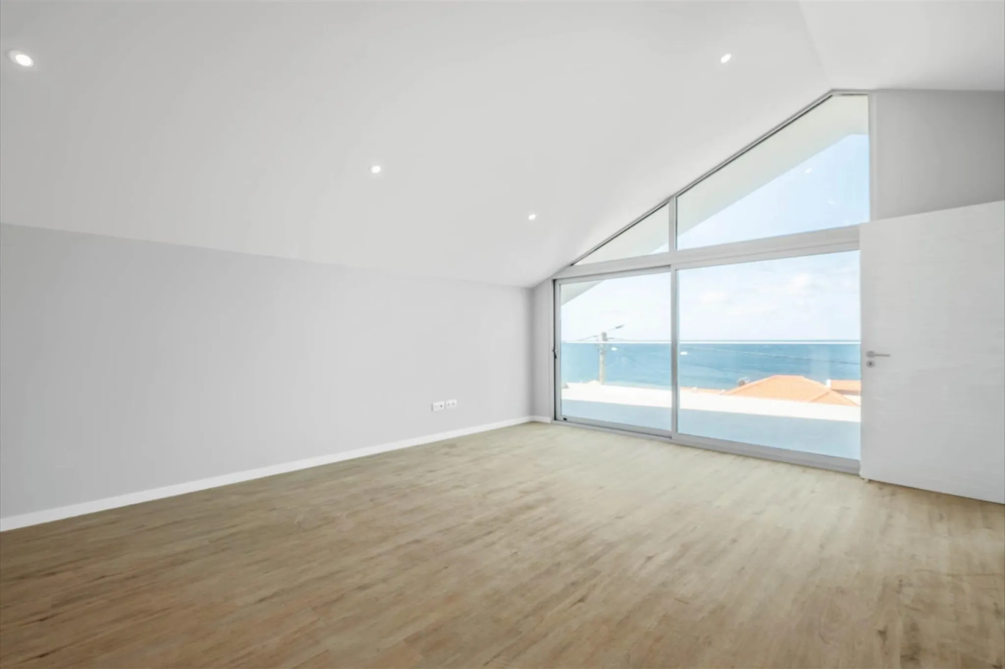 M802 Bedroom
