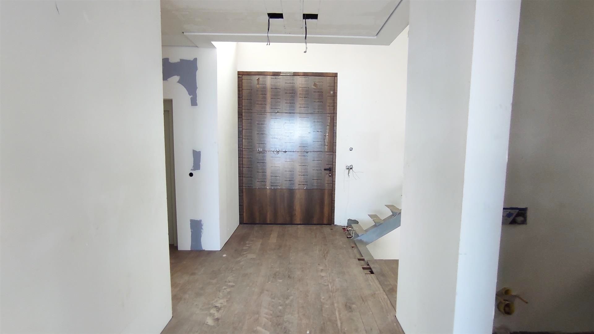 M813 Construction Area