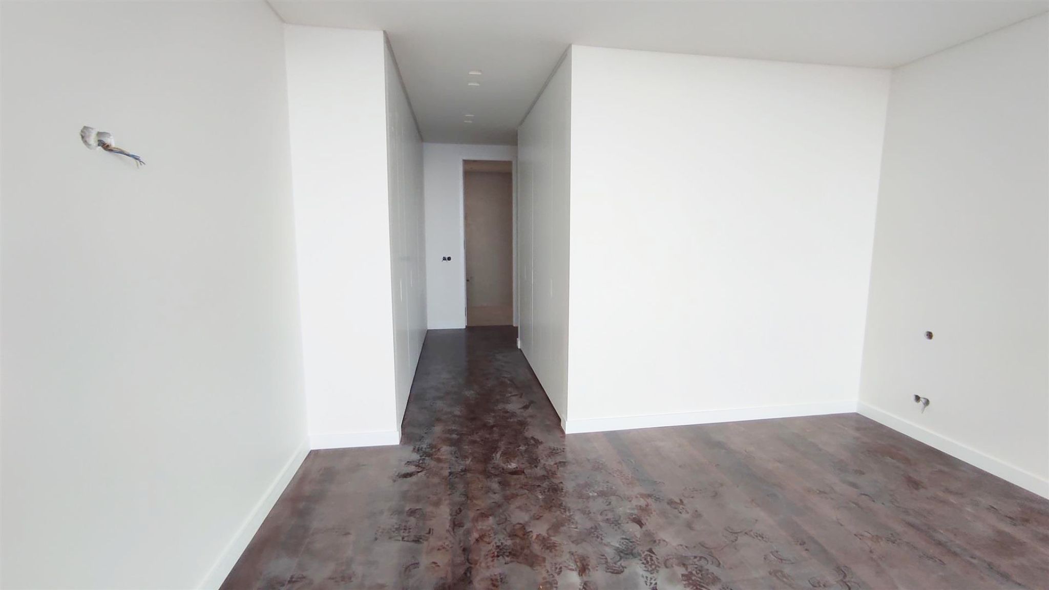 M814 Bedroom
