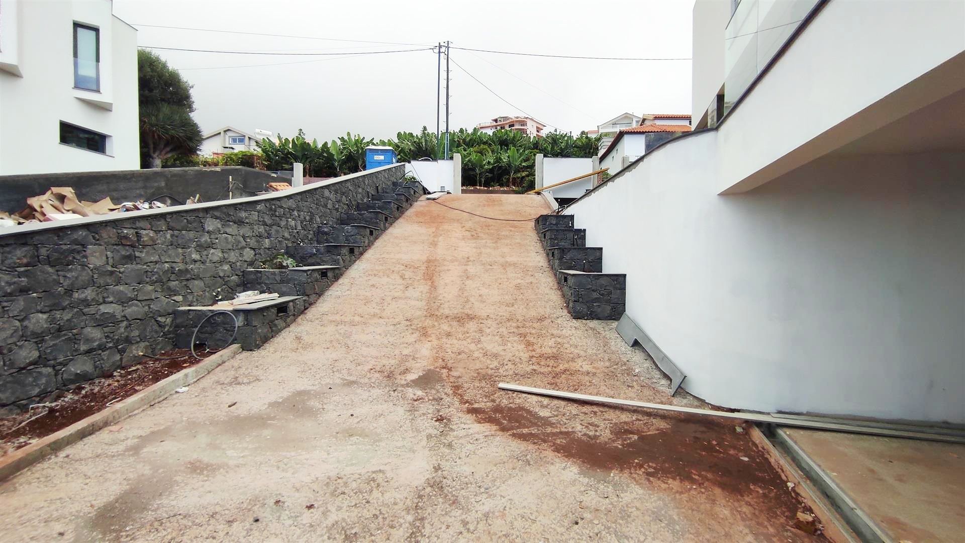 M813 Construction Area