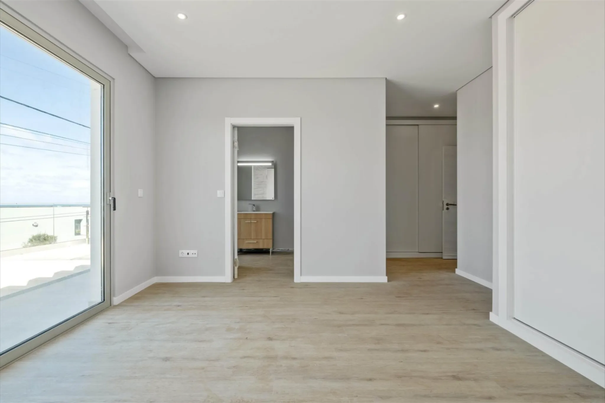 M802 Bedroom