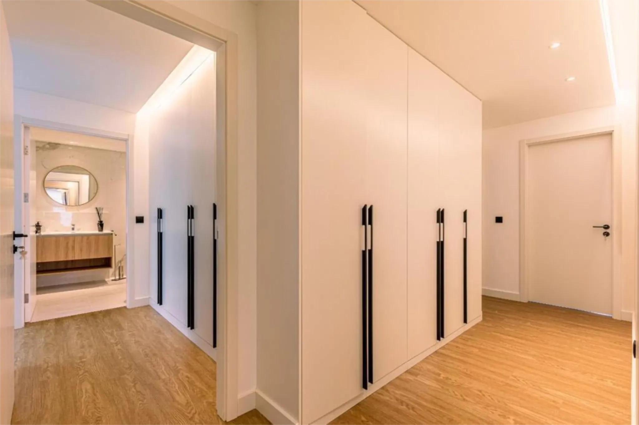 M801 Corridor