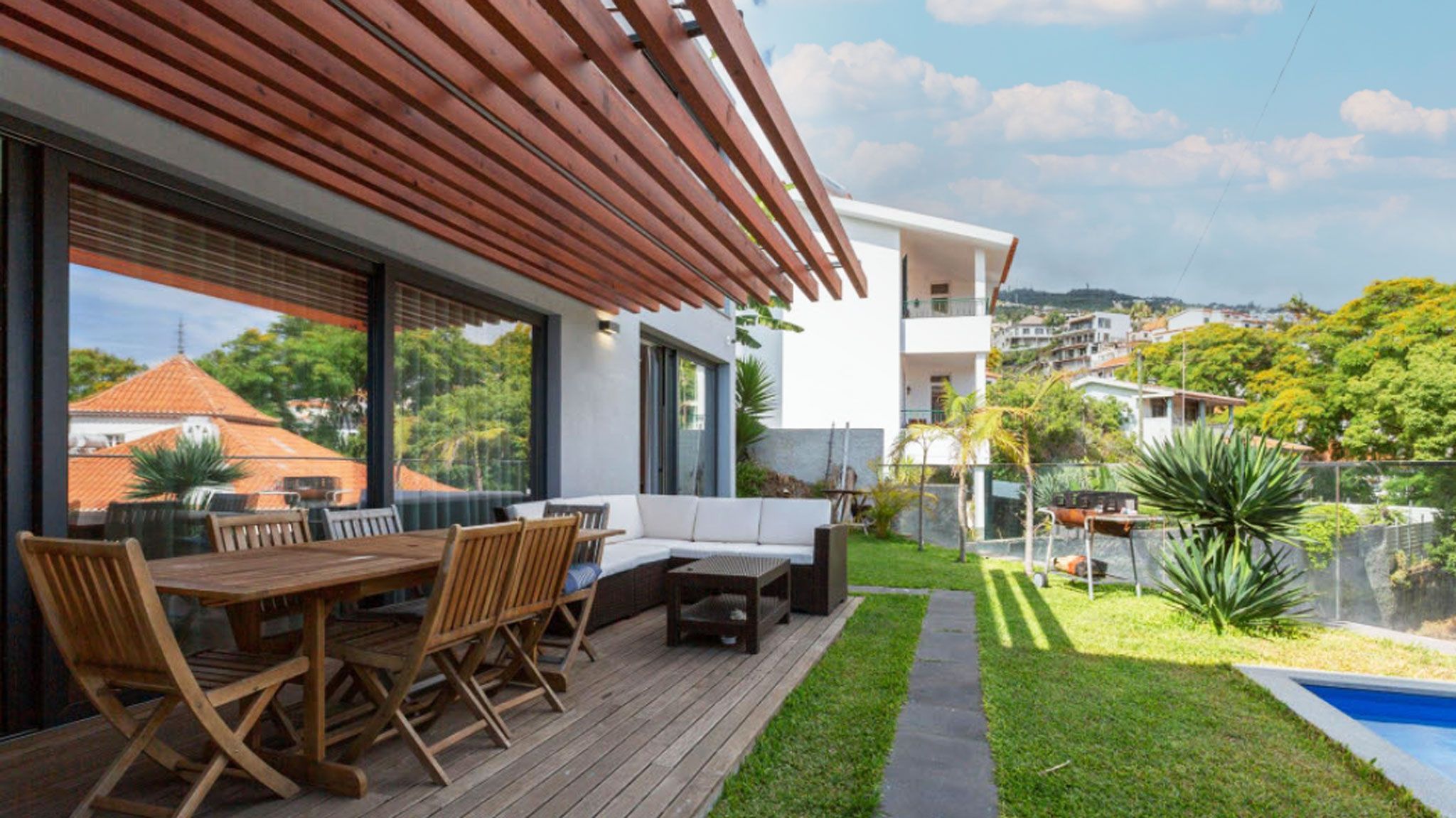 M546 Terrace