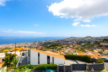 M550 Ausblick auf die Hauptstadt Funchal