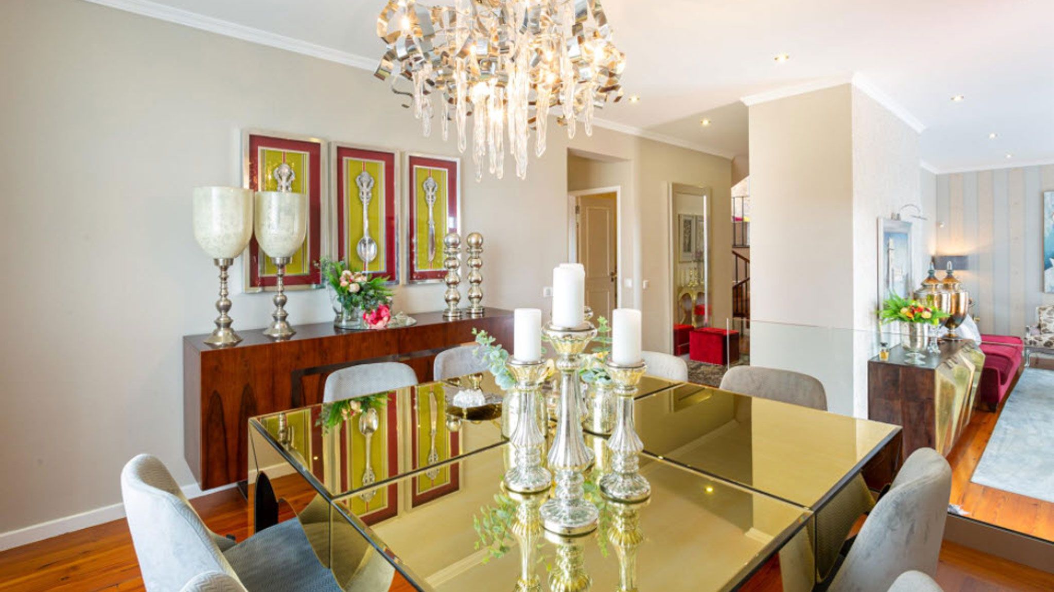 M544 Diningroom