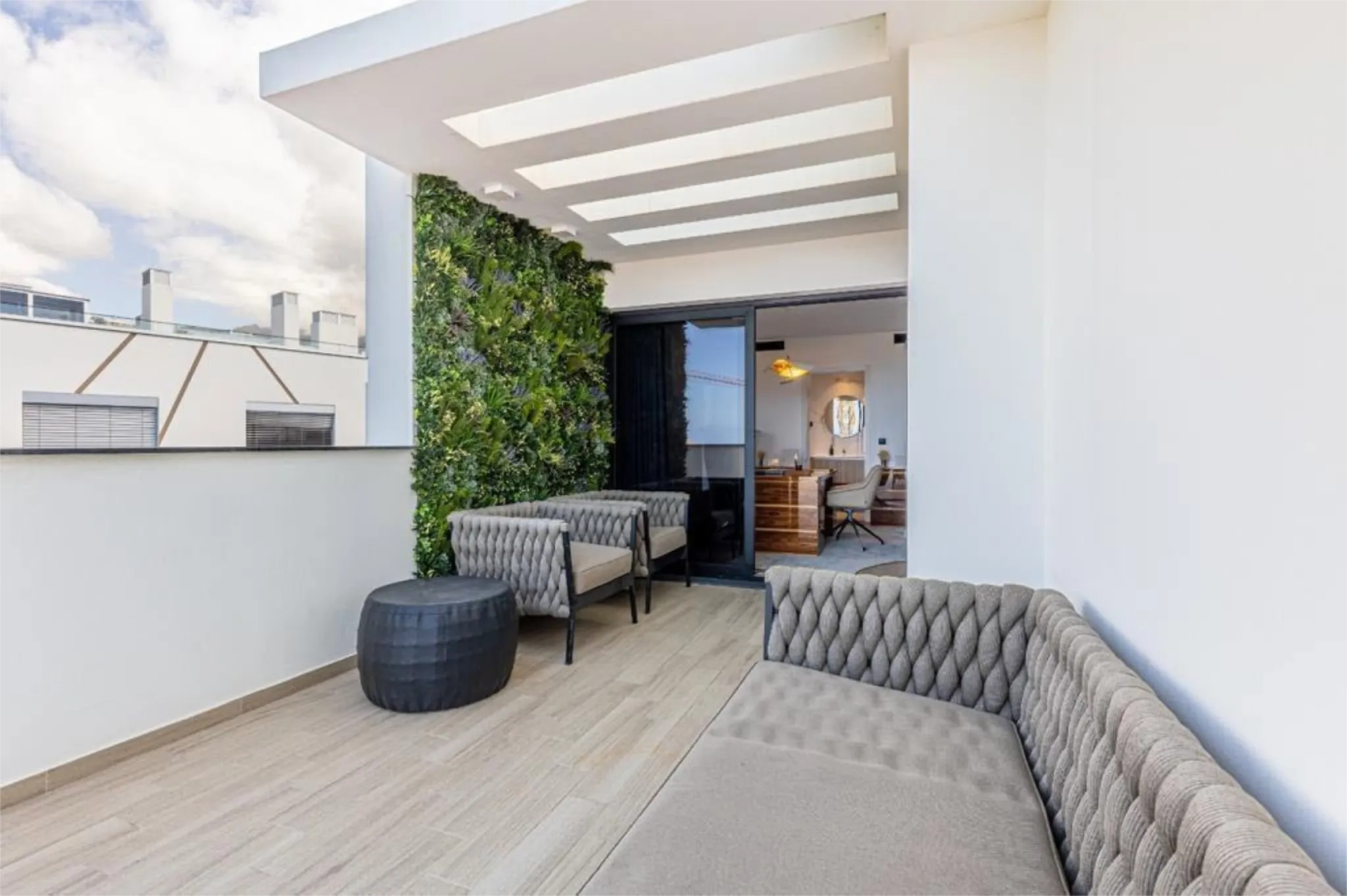 M801 Terrace